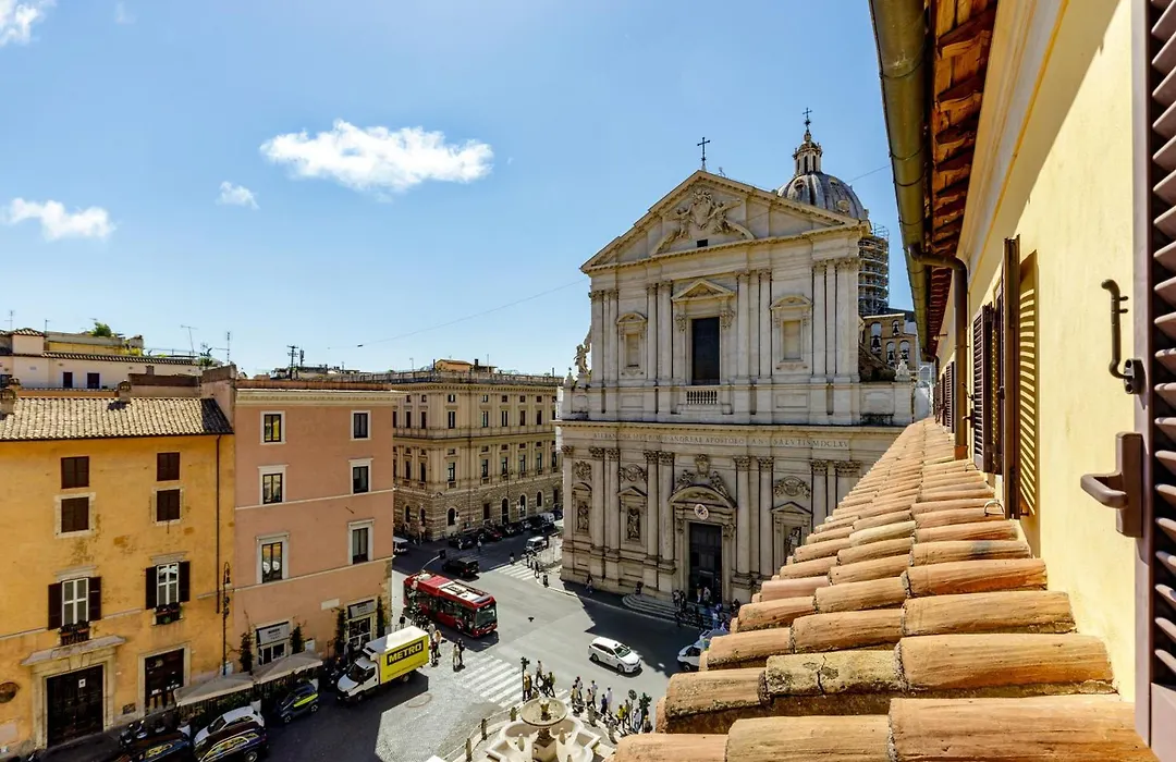 Al centro di Roma-1