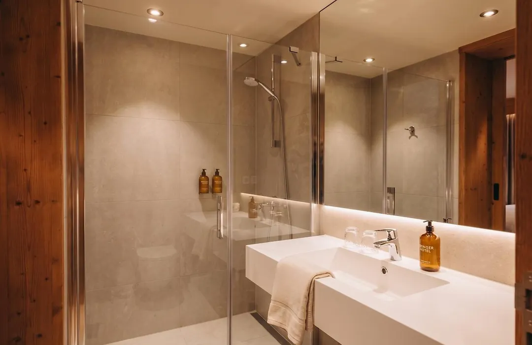 Eringer Hotel-1