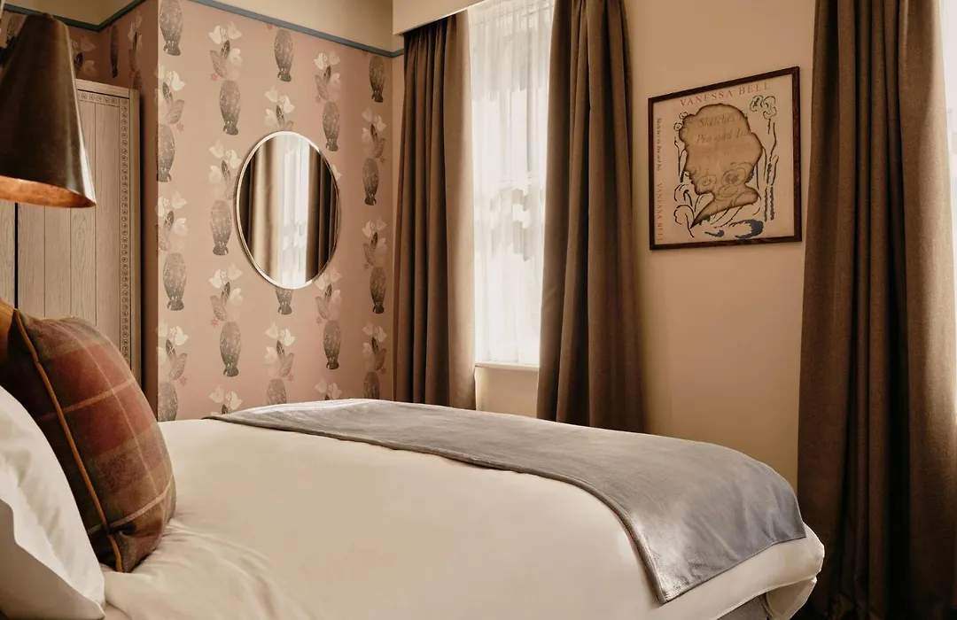 Morton Hotel-1