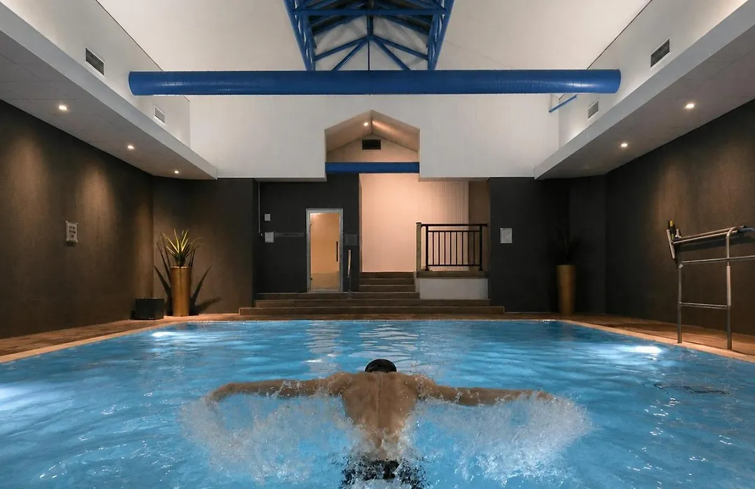 Sandman Signature London Gatwick Hotel-1