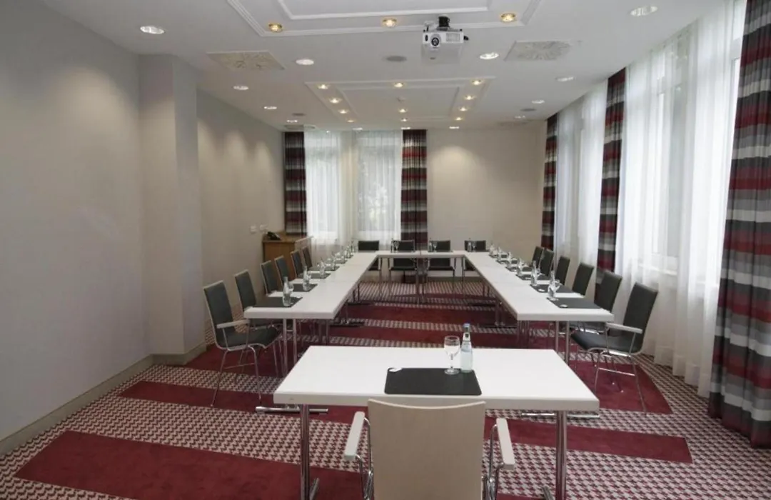 Sunday Hotel Frankfurt Airport - Neu-Isenburg-1
