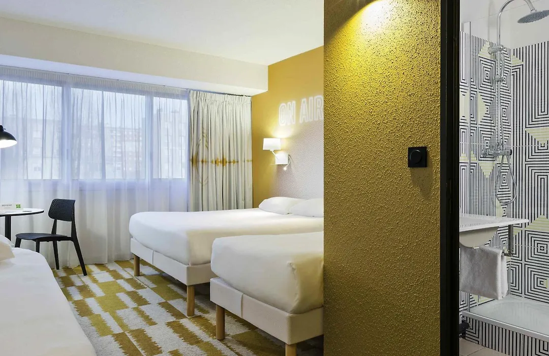 ibis Styles Massy Opéra-1