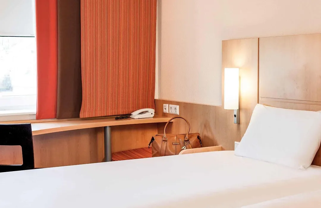 Ibis London Elstree Borehamwood-1