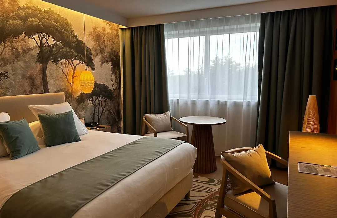 Best Western Plus Hotel Admiral-1