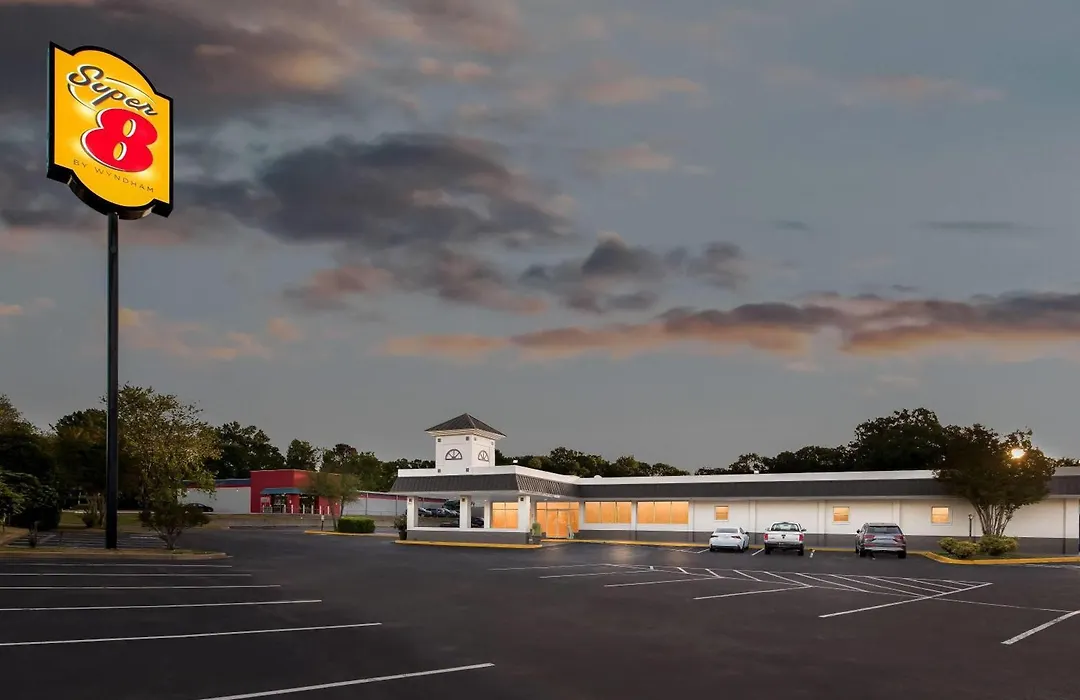 Super 8 By Wyndham Gaffney-1