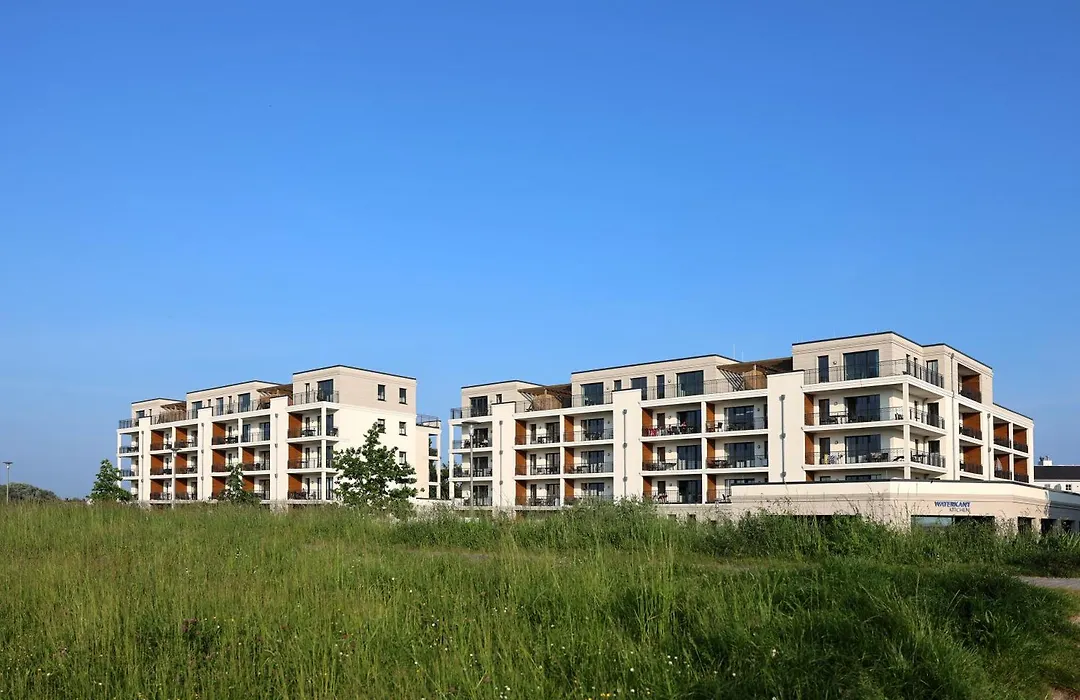 Aparthotel Waterkant Suites direkt am Meer mit Wellnessbereich-1