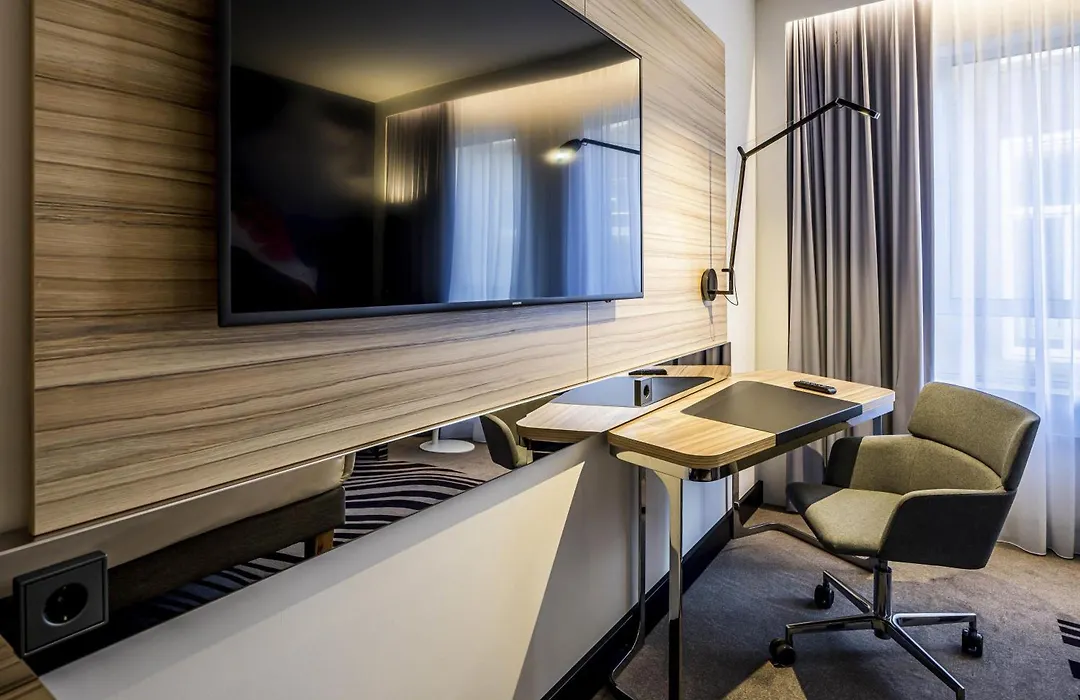 Novotel Den Haag City Centre, fully renovated-1