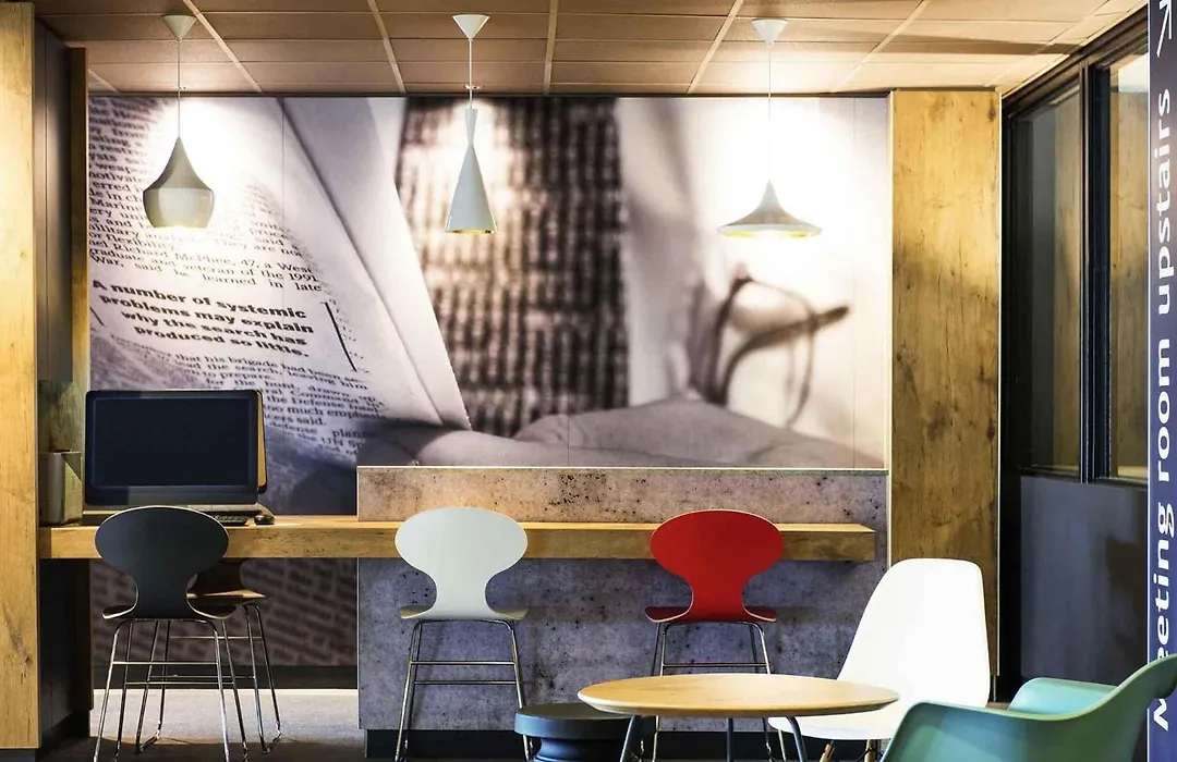 Ibis Schiphol Amsterdam Airport-1