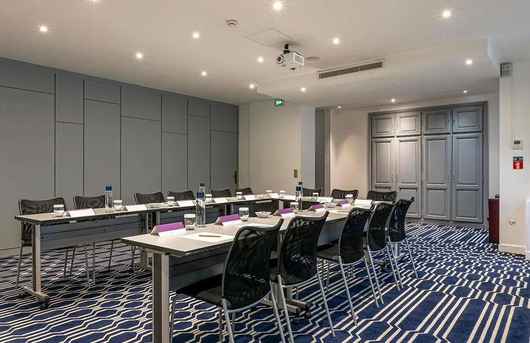 Mercure Paris Saint Cloud Hippodrome-1