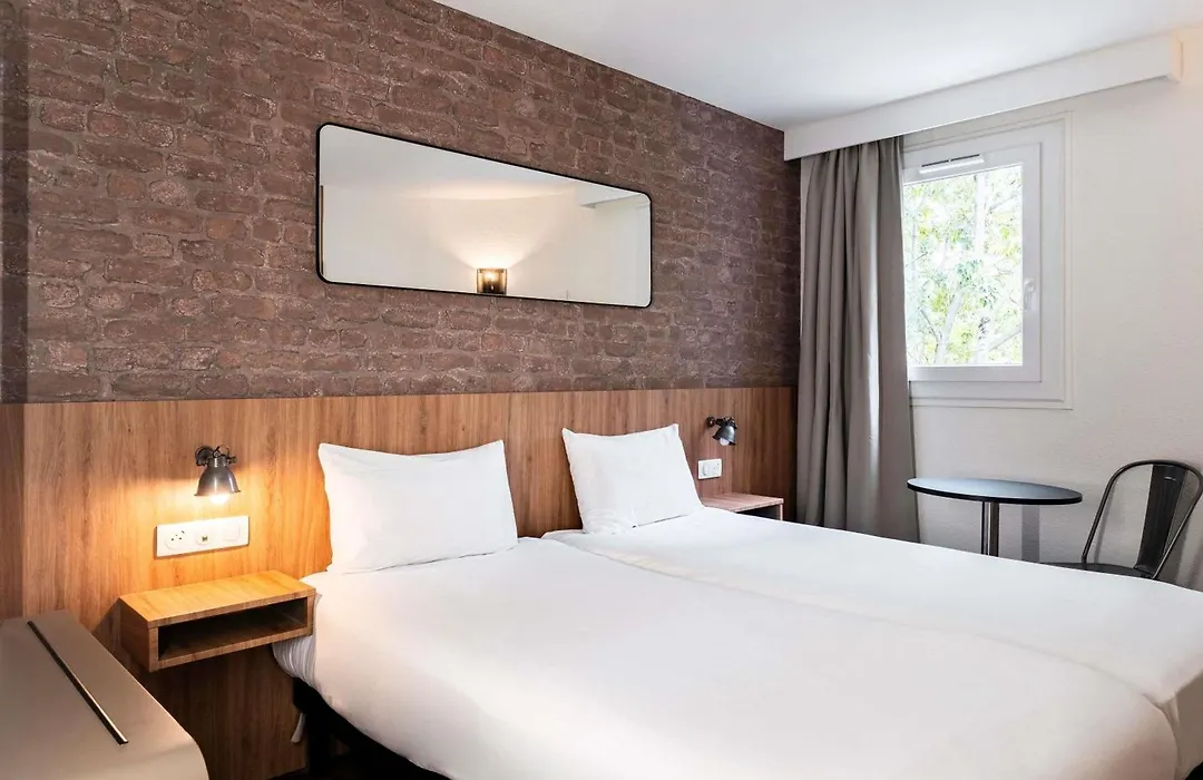 Ibis Styles Lyon Villeurbanne Parc de la Tête d'Or-1