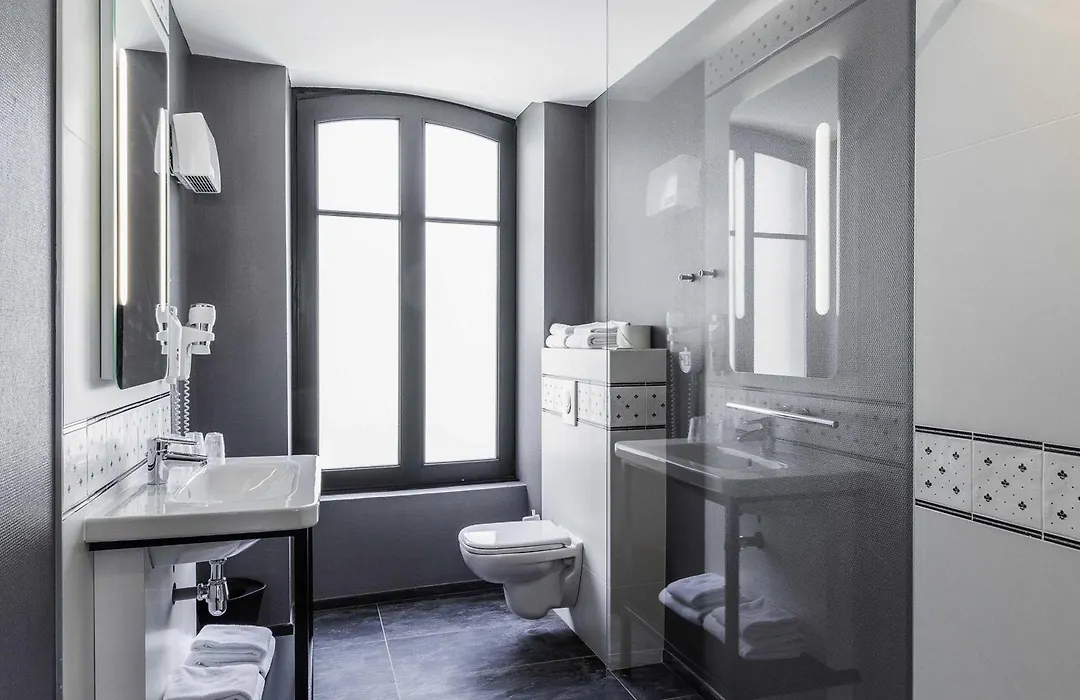 ibis Styles Dinan Centre Ville-1