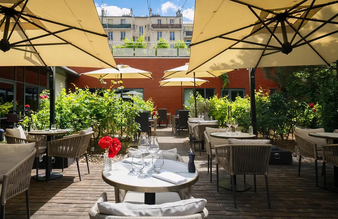 Doubletree By Hilton Paris Boulogne-1