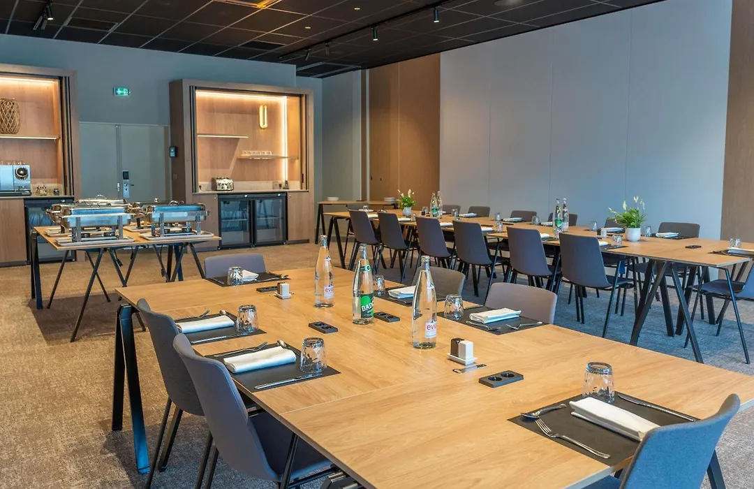 Novotel Angers Lac De Maine-1