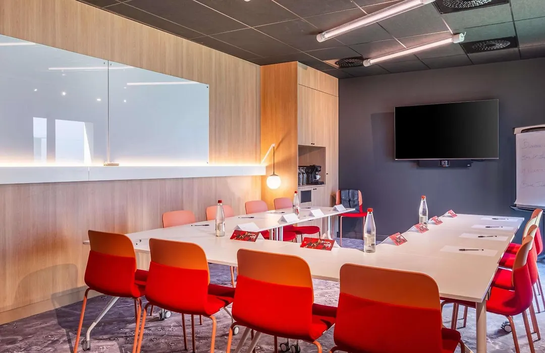 Ibis Nantes Treillieres-1