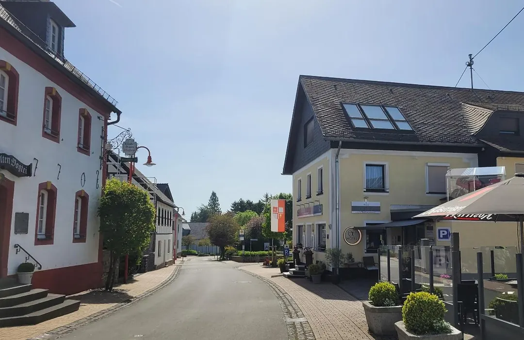 Hotel&Restaurant Hüllen-1