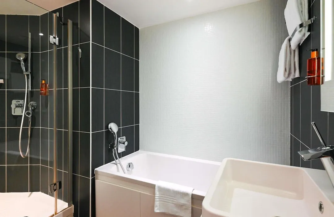Novotel Suites Paris Issy Les Moulineaux-1