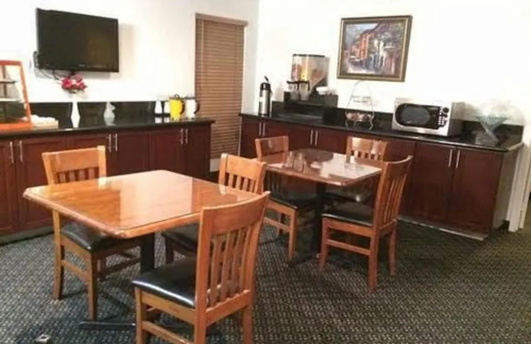 Weatherford Heritage Inn-1