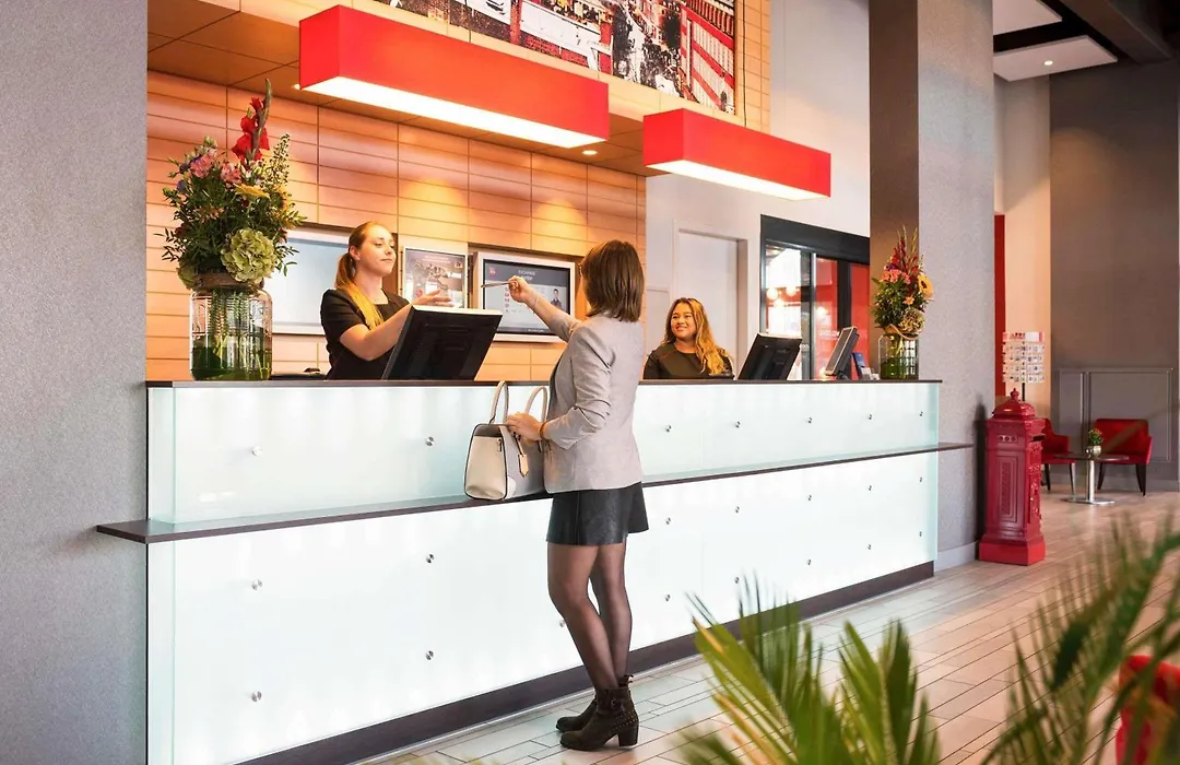 Ibis Leiden Centre-1