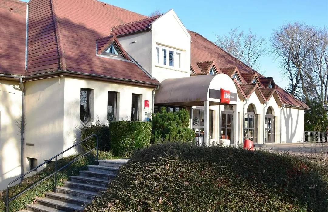 Hôtel Ibis Nevers-1