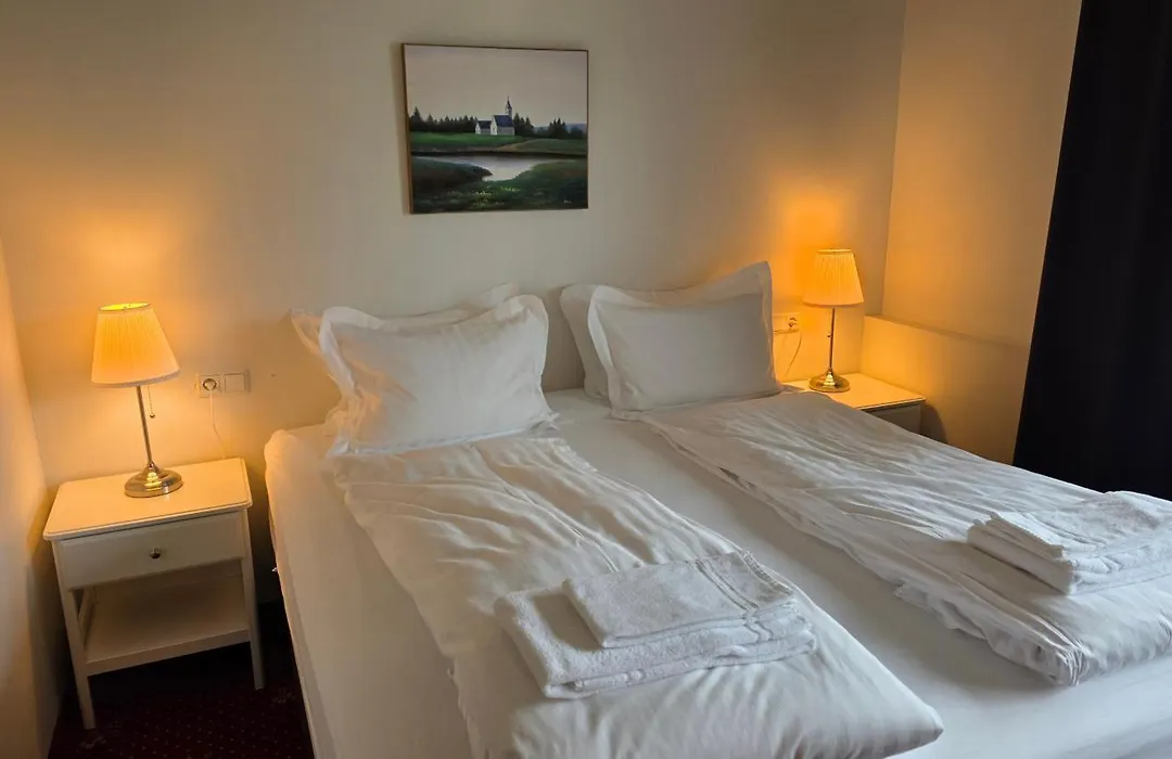 Hotel Husavik-1