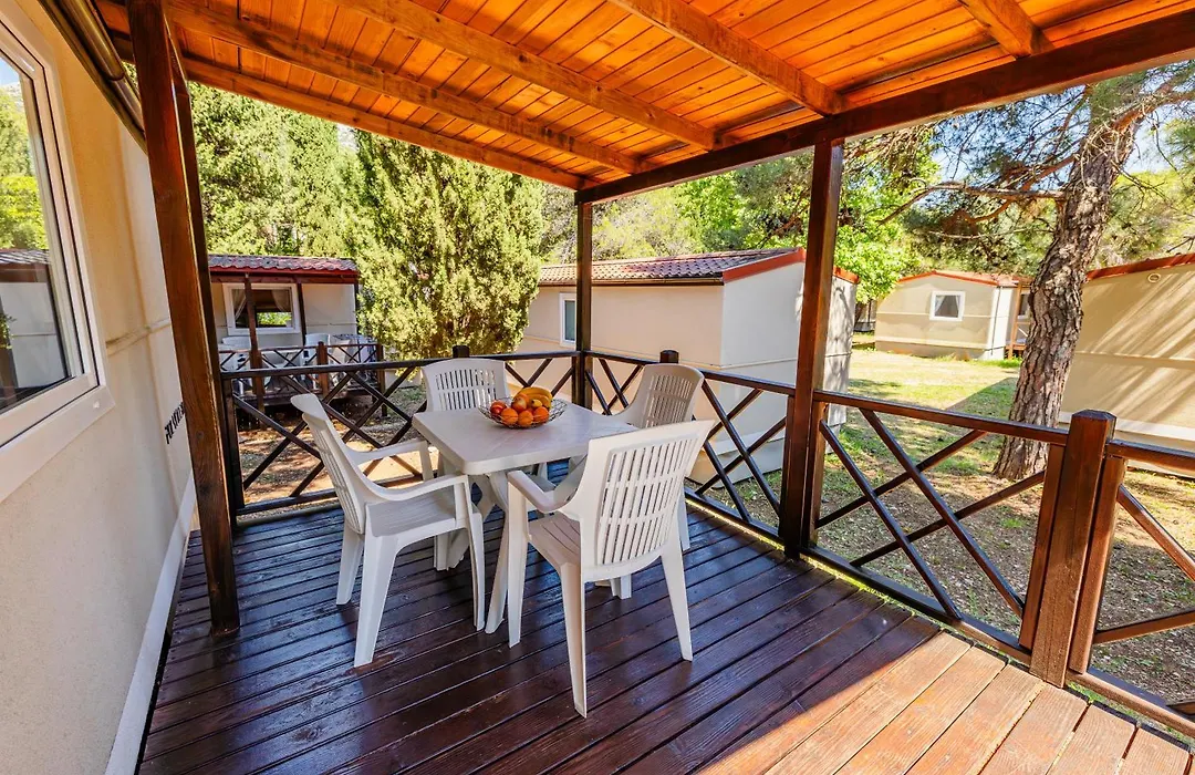 Mobile Homes Camp Perna - Adriatic Kampovi-1