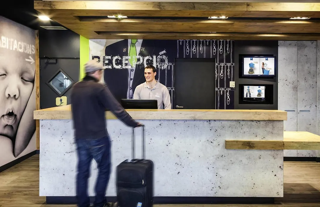 Ibis Budget Barcelona Sant Andreu De La Barca-1