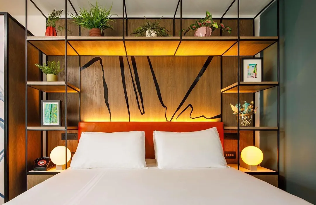 Ibis Styles Edinburgh St Andrew Square-1
