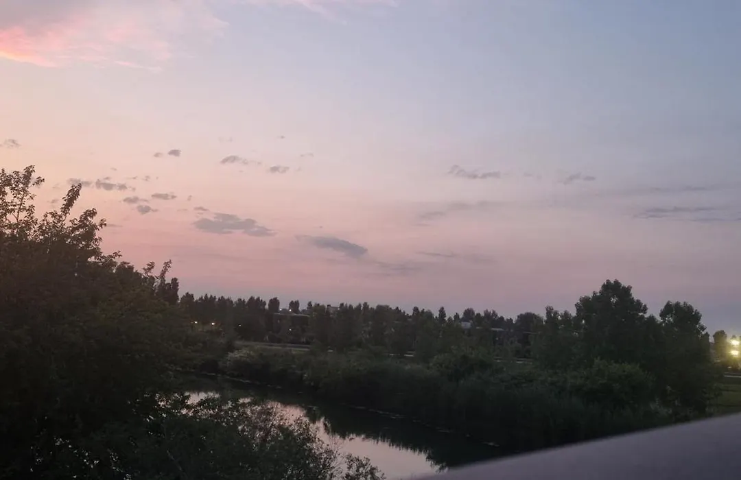 Laguna B&B-1