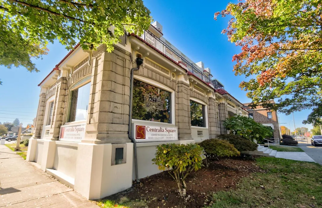 The Peak At Centralia Square - Self Check-In Hotel-1