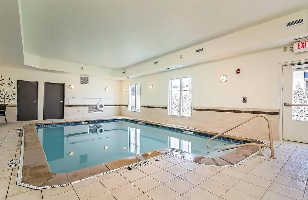 Sleep Inn & Suites Fort Scott-1
