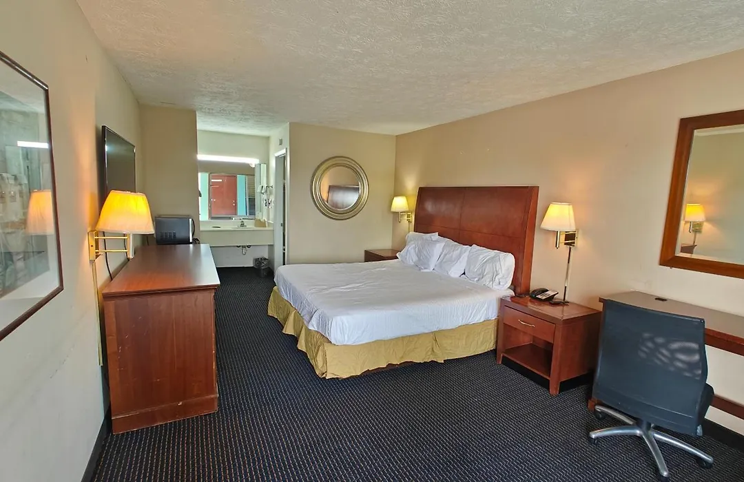 Travelodge By Wyndham Richmond Kentucky-1