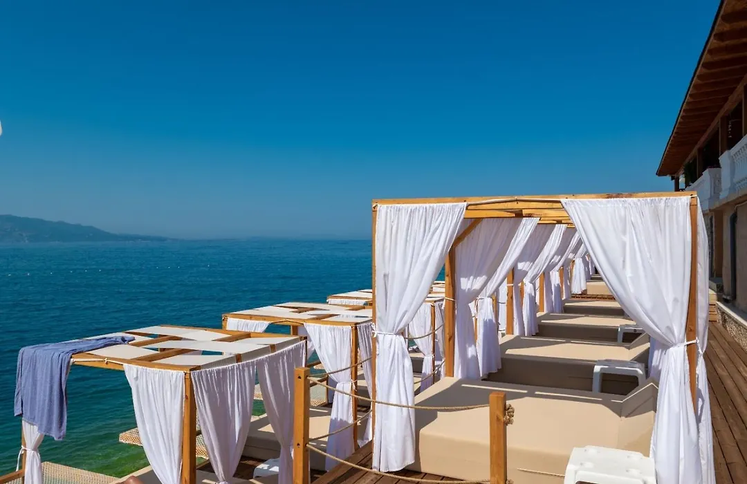Villa Juna Beach-1