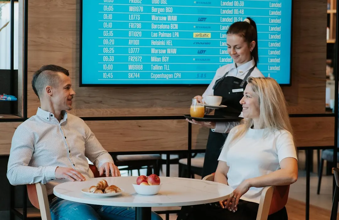 Park Inn By Radisson Vilnius Airport Hotel & Conference Centre-1