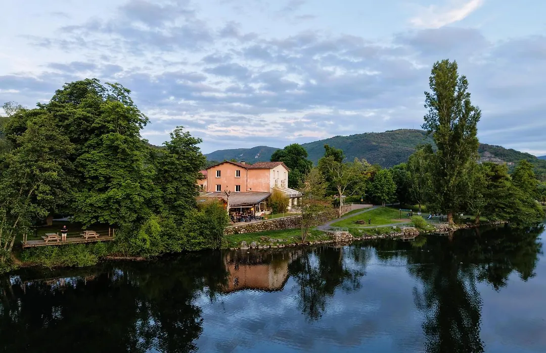 Hotel Du Lac & Restaurant Foix-1