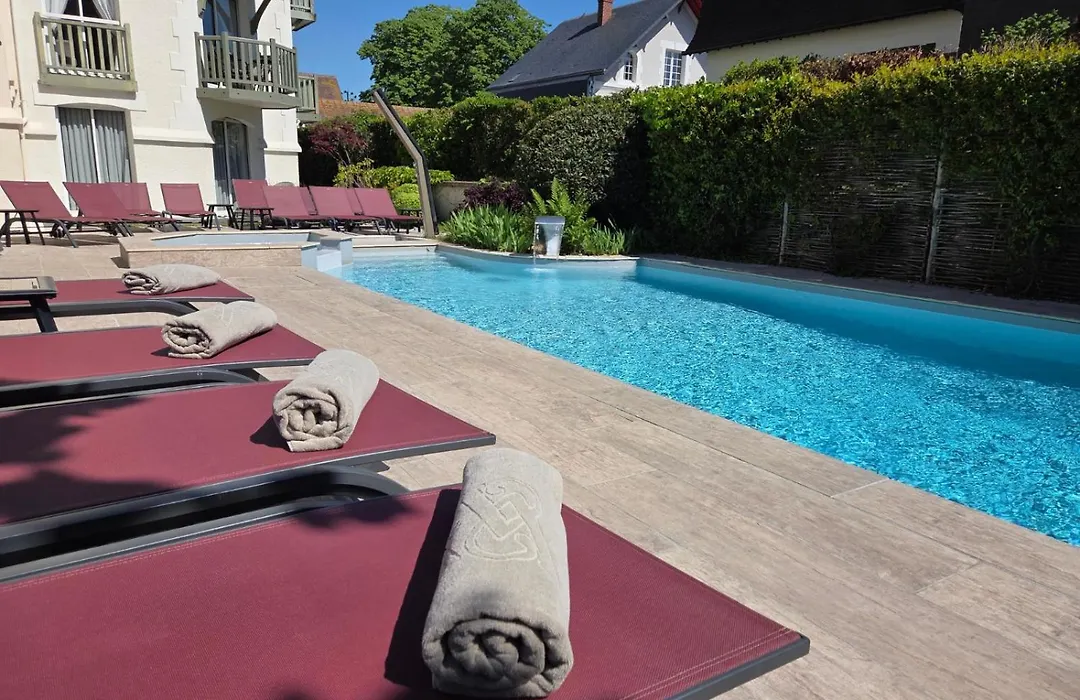 Villa Augeval Hôtel de charme&Spa-1