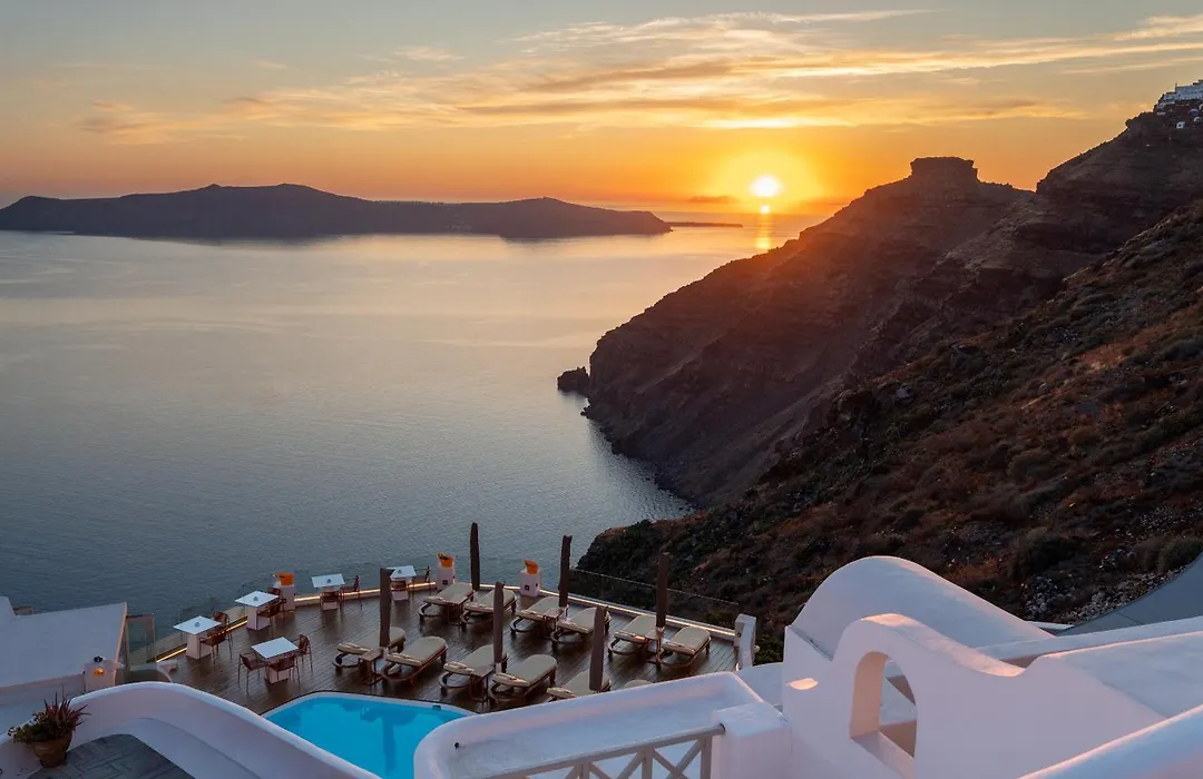 Sun Rocks Boutique Hotel - Caldera View Suites & Sunset Dining Experience-1
