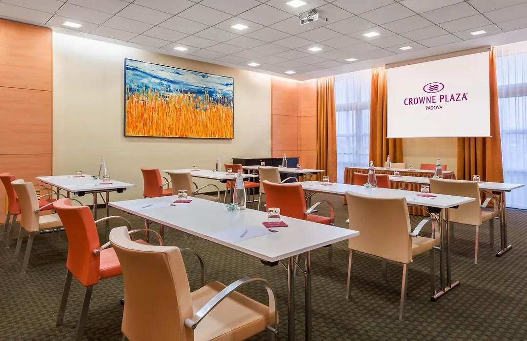 Crowne Plaza Padova By Ihg-1