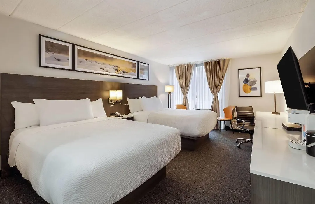Days Inn By Wyndham Sudbury & Conference Centre-1
