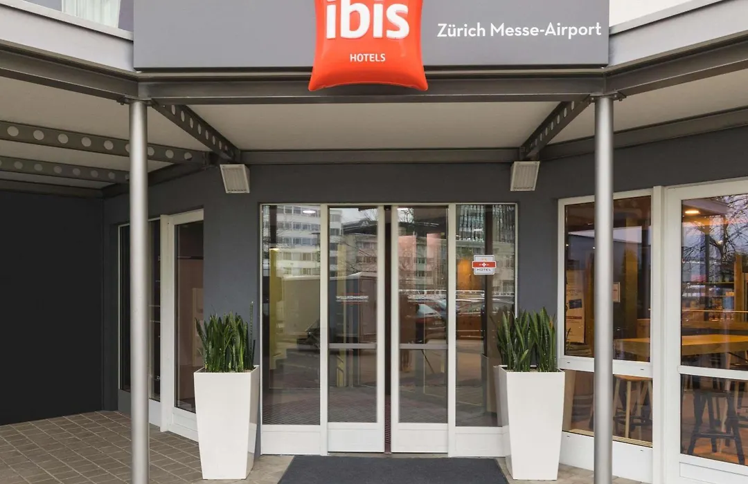 Ibis Zuerich Messe Airport-1
