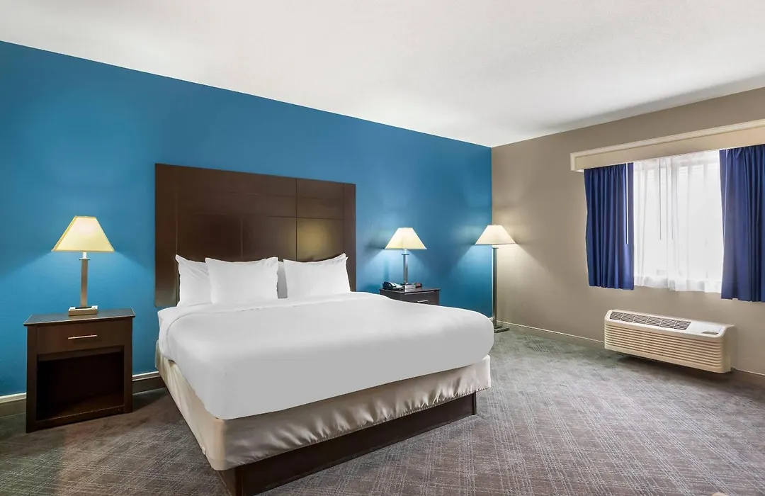 Comfort Inn & Suites Mundelein-Vernon Hills-1