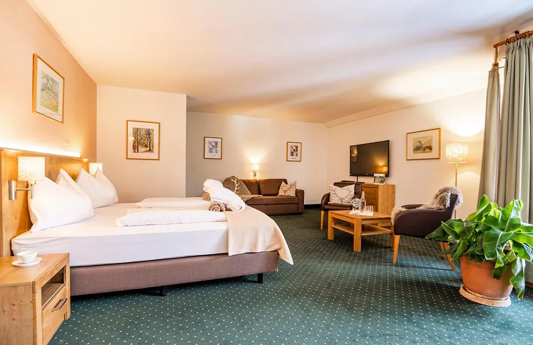 Hotel Das Gastein - Ganzjaehrig Inklusive Alpentherme Gastein & Sommersaison Inklusive Gasteiner Bergbahnen-1