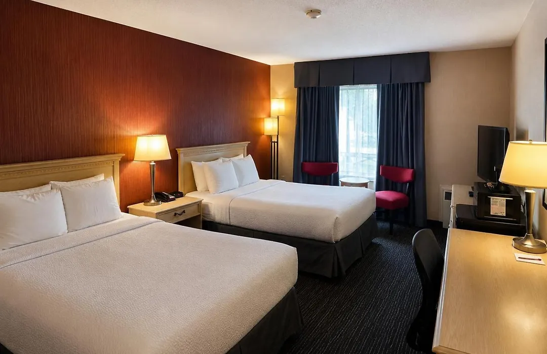 Ramada By Wyndham Trenton-1