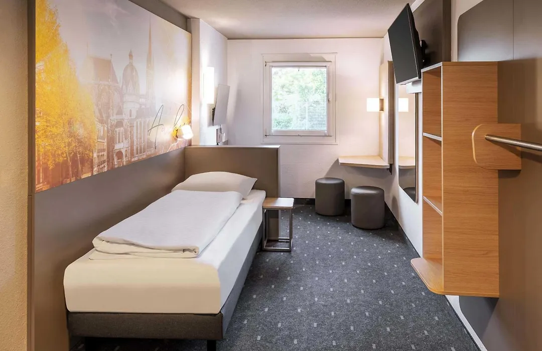 ibis budget Aachen Nord-1