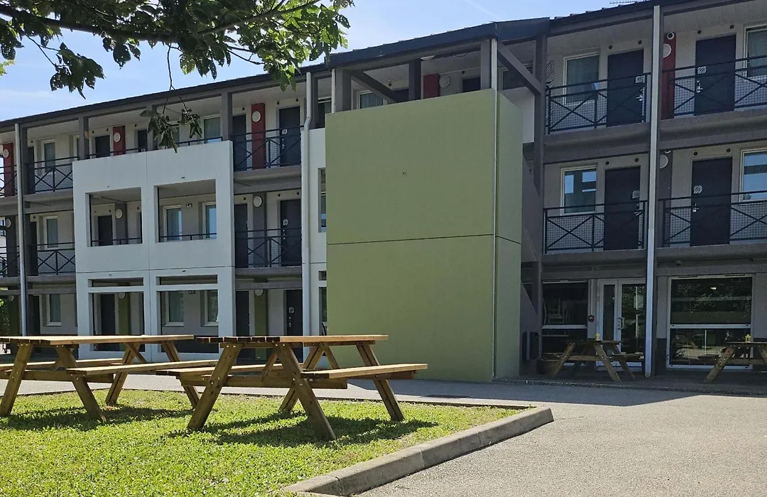 B&B Hotel Avignon 1-1