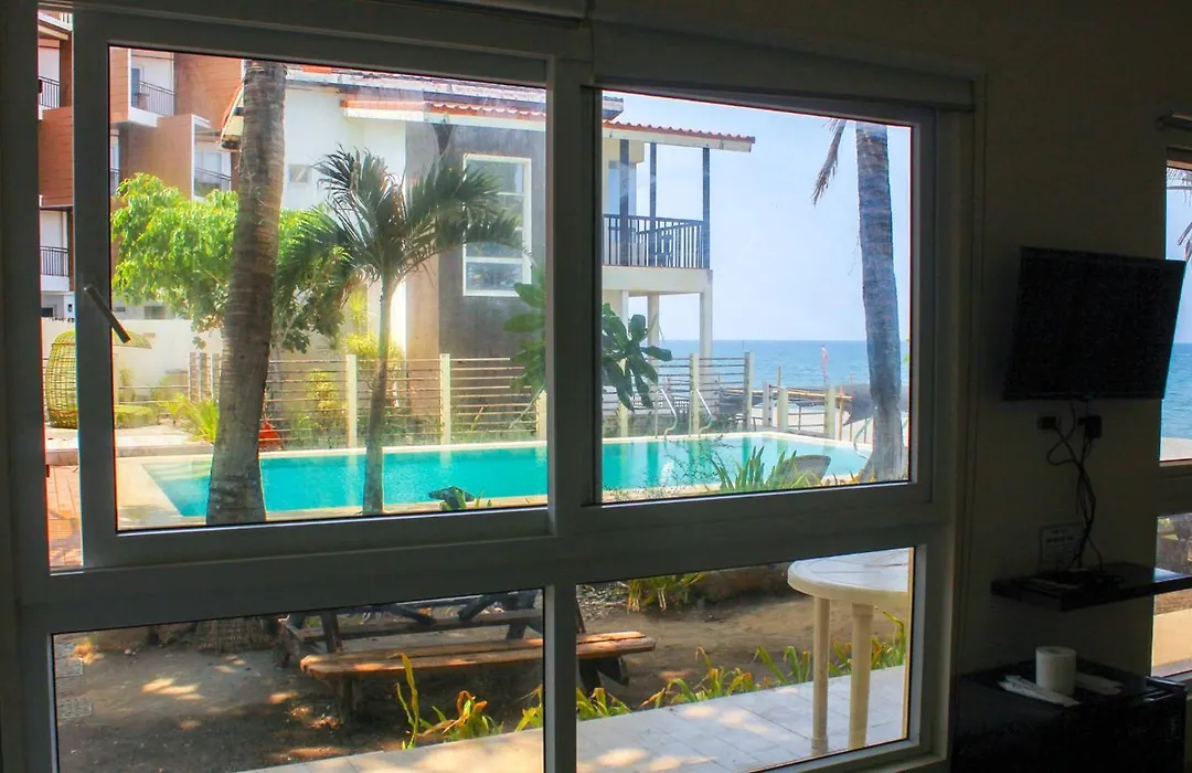 Brisa Marina Beach Resort Powered By Cocotel-1