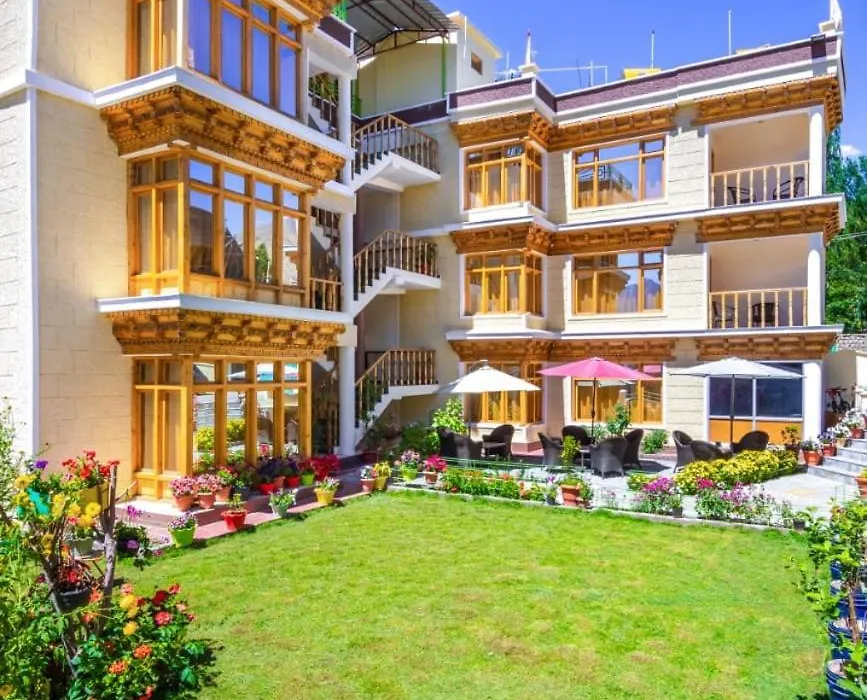 Hotel Om Ladakh-1