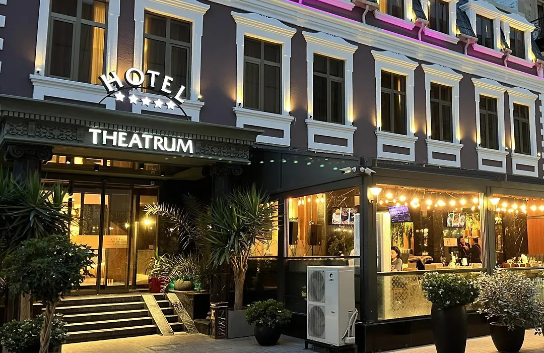 Theatrum Hotel Baku-1