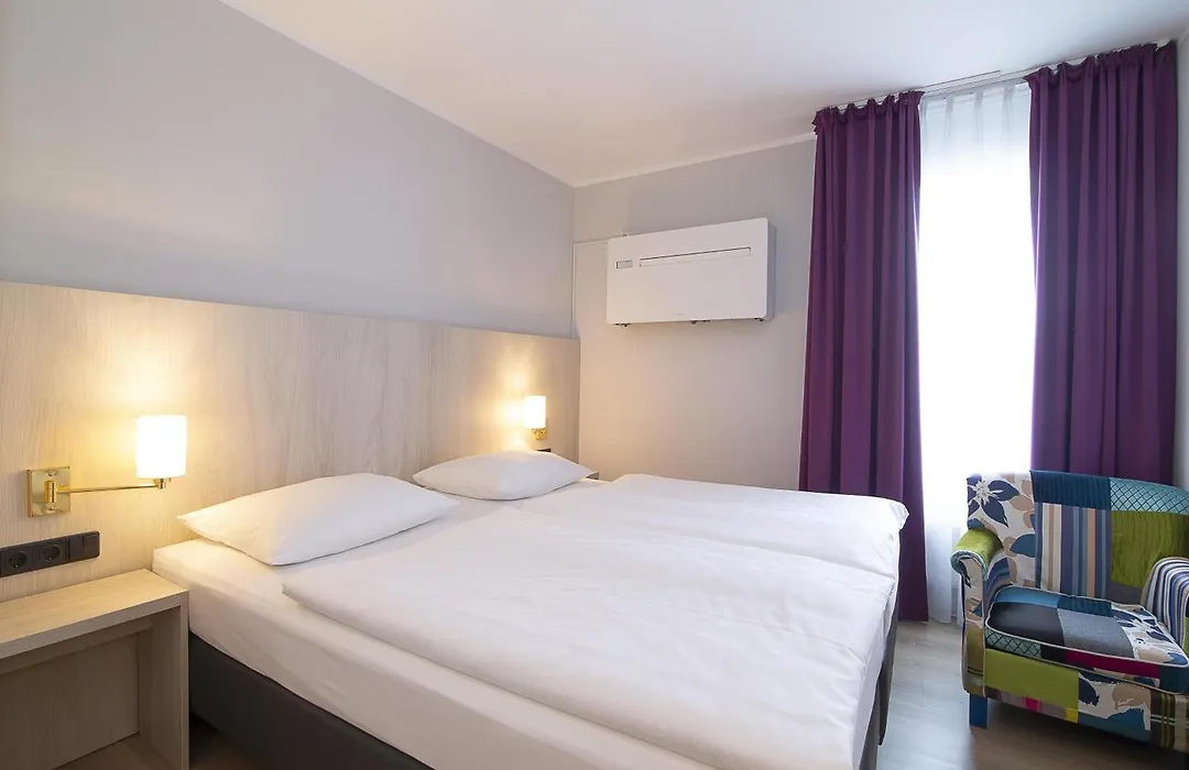 Nautic Hotel Bremerhaven-1