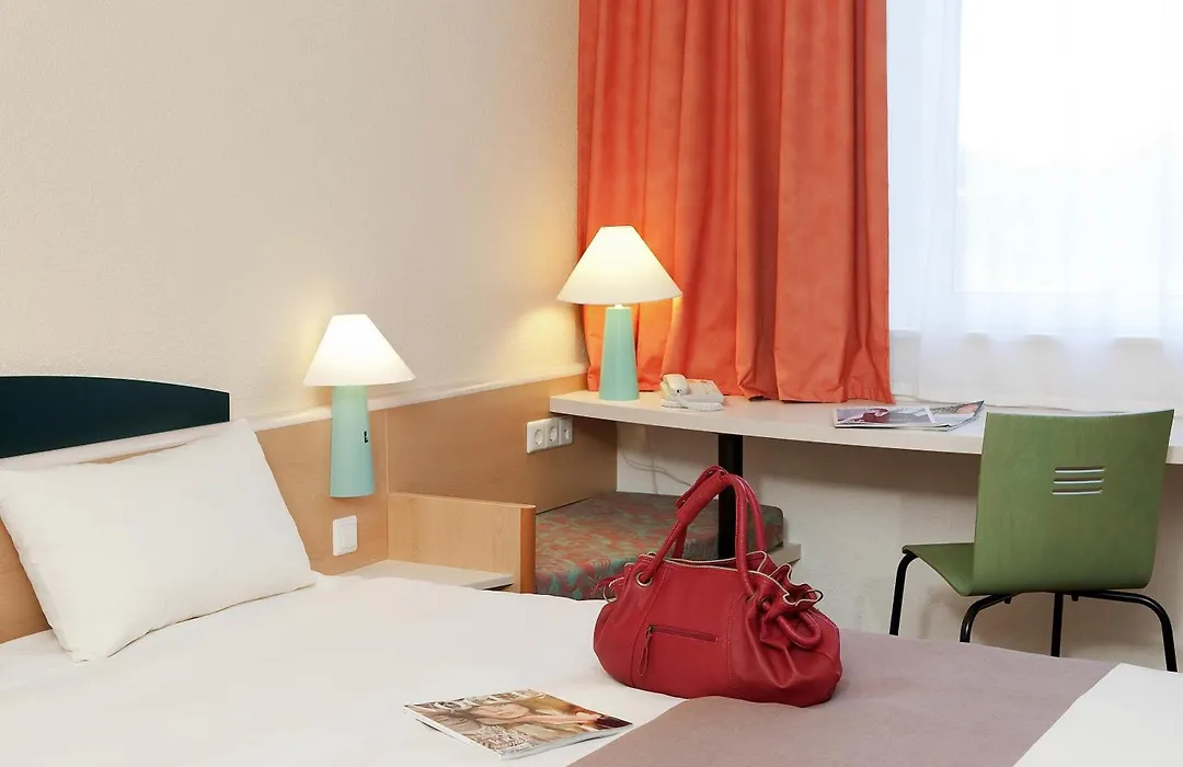 Ibis Luxembourg Sud-1
