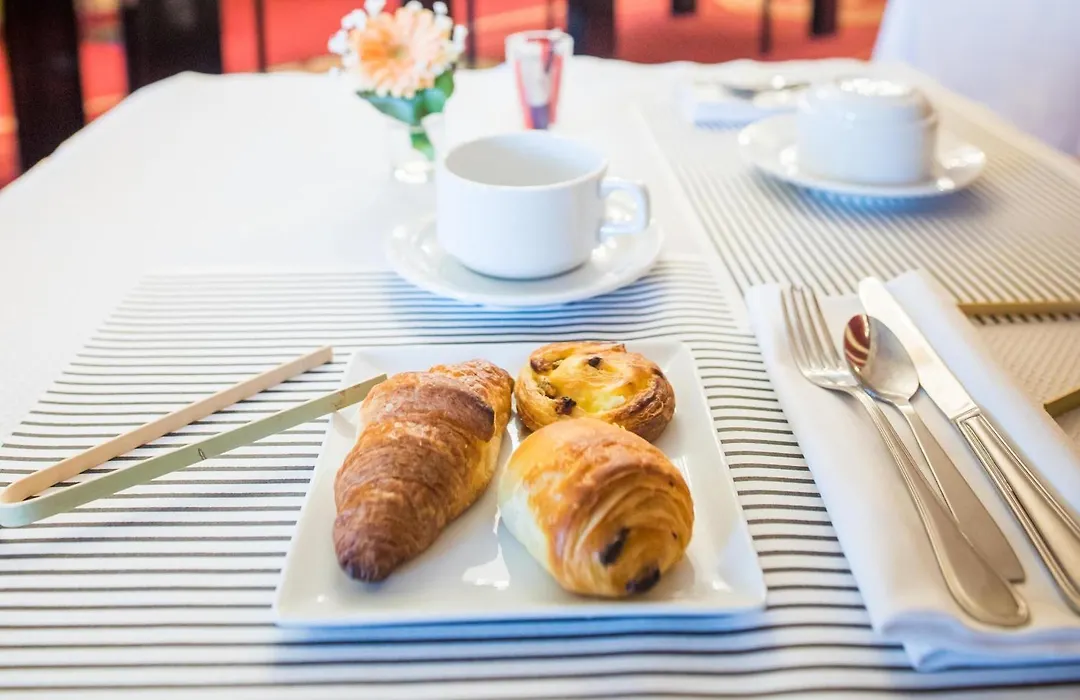 Mercure Moulins Centre Hotel De Paris-1